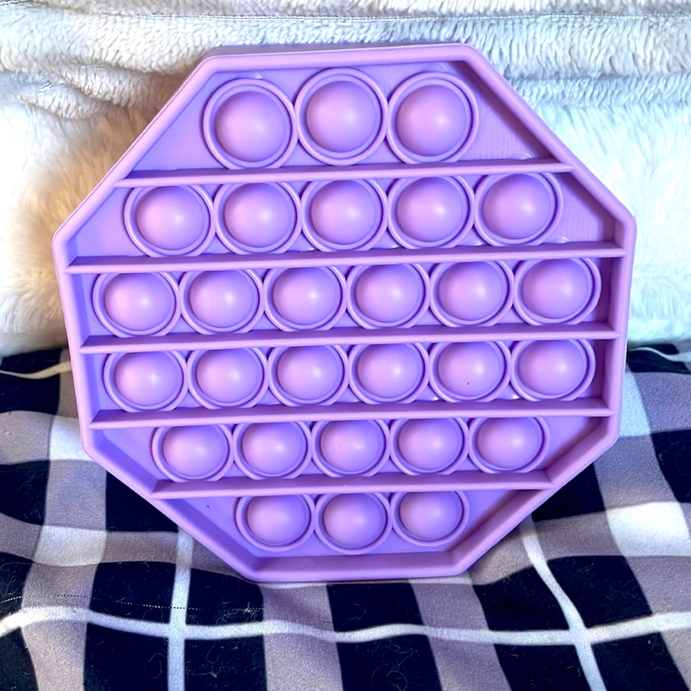 Purple octagon pop it